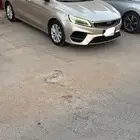 جيلي امجراند 2020 ذهبي