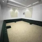 عندي صاله كامله للبيع