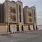 للبيع شقه دور علوى مع سطح من 550 الف مخطط الراجحى الضيافه