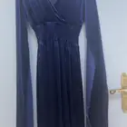 فستان مخمل لون نيلي مقاس سمول شبه جديد بسعر 100ريال