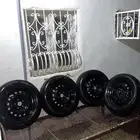 جنوط سوح نضيفه مع كفراتها مقاس 16 للبيع