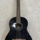 قيتار ياماها C40