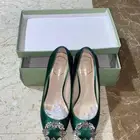 جزمه نسائيه