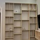 طقم دولاب كبير للزينه وطاولة تلفاز