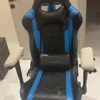 كرسي قيمنق من شركة DXRACER