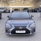 للبيع لكزس 2020 ES250 AA نظيفه جدا