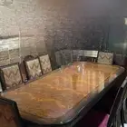 طاولة طعام