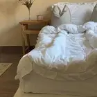 سرير ارضي 100 في 200 استخدام نظيف