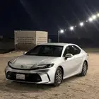 كامري 2025 هايبرد فضي