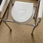 مقعد مرحاض خارجي