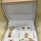 ساعات نسائيه