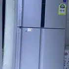 ثلاجه هيتاشي كبيرة للبيع
