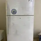للبيع ثلاجة كبيره وتلفزيون ومكرويف