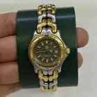 ساعة تاغ هوير مطلي ذهب مقاس 28 المرفقات علبة حافظة فقط