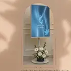 مصممة الكترونية