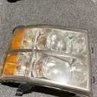 للبيع شمعات اماميه سلفرادو