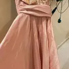 فستان سهره في حالة ممتازه ملبوس مره واحده