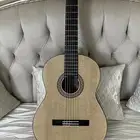 غيتار ياماها Yamaha