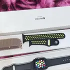 ساعه اصليه نظيفة شبه عادية ديدة استخدام بسيط جدا وفيها شاشة