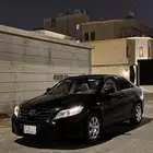 كامري اسود