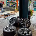 جنوط التيما مع كفراتهن