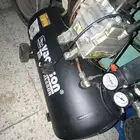 مأطور هواء صغير إيطالي