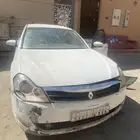 رينو سافران 2011