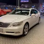 لكزس LS460