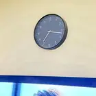 للبيع ساعة حائط أنيقة