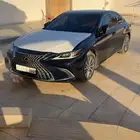 لكزس2023 es250