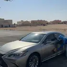 للبيع لكزس 2023 es350