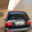 لاند كروزر جي اكس ار