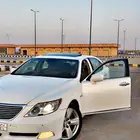 لكزس LS460