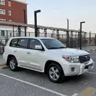 للبيع لاندكروزر 2014 فل كامل 8v - سعودي