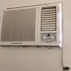سلام عليكم عندي ثلجه نضيفه وجديده وعندي مكيف اللبيع جديد 18