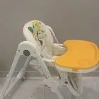 طاولة طعام للاطفال