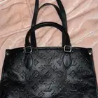 حقيبة نسائية ماركة لويس فيتون