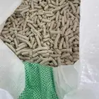 علف مكعب