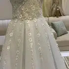 فستان لم يلبس أبدا إلا للقياس