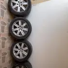 جنوط كامري كروم مقاس 17 للبيع مع كفراتها حد 1200
