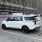 للبيع كيا كارنفال 2025 نص فل - بنزين