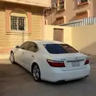لكزس LS460 للبيع