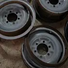 جنوط جيب مقاس 15 شنابر العدد 3. واحد مقاس 17