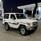 جيب ربع ابيض
