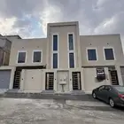 للبيع شقه ارضيه 6 غرف مع حوش من 570 الف بالمحاله ابها