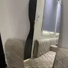 طاولات استقبال ومرايا بقاعدتها