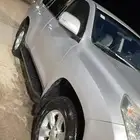 برادو   فضي   نظيف