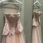 فستان من ماركة vivid flair