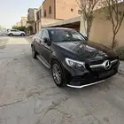 للبيع مرسيدس كوبيه GLC 2019 4MATIC - اسود  دخل جملي الجفالي