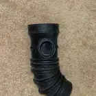 ماسورة فلتر ربع  وخرطوش قربة هواء هايلوكس 98 لين 2005